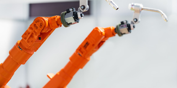 Células Robotizadas Montornès del Vallès · Células de Montaje para Soldadura Automatizada y Pintado