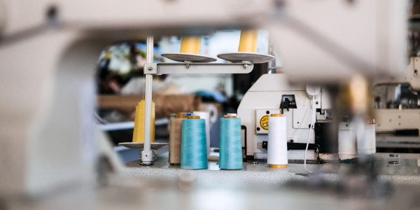 Garras Robóticas a Medida / Manos Robot / Grippers / EOAT Montornès del Vallès · Grippers con Agujas para Textiles y Productos con Fibras